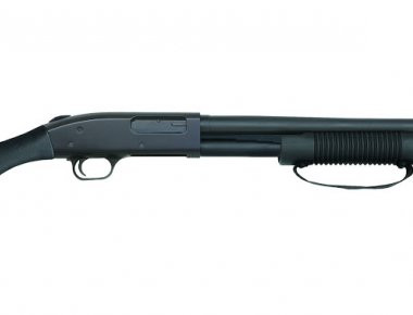 Νέα καραμπίνα Mossberg 590 Shockwave για αυτοάμυνα στο σπίτι! (βίντεο)